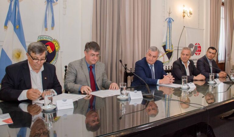 Assinatura convênio Jujuy - ACICG.