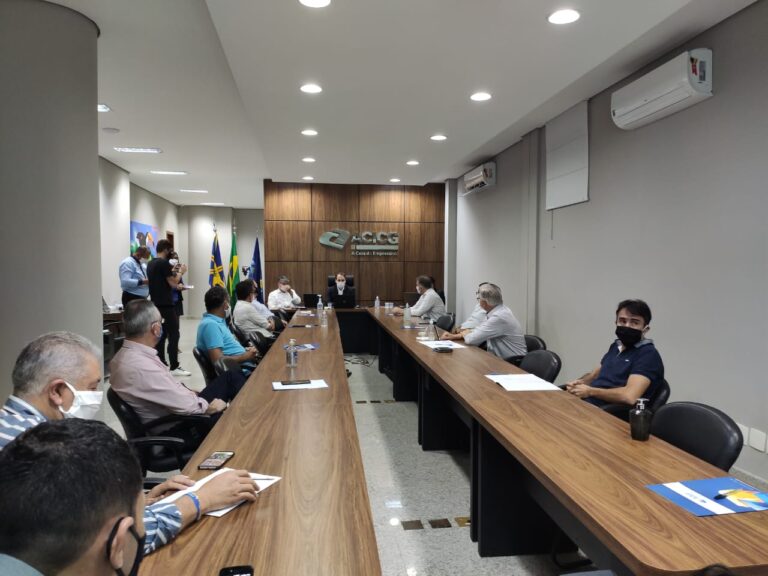 Novo presidente Renato Paniago - ACICG.